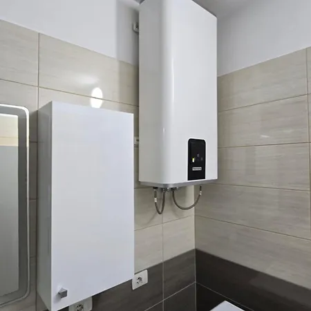 Luke Center Appartement *